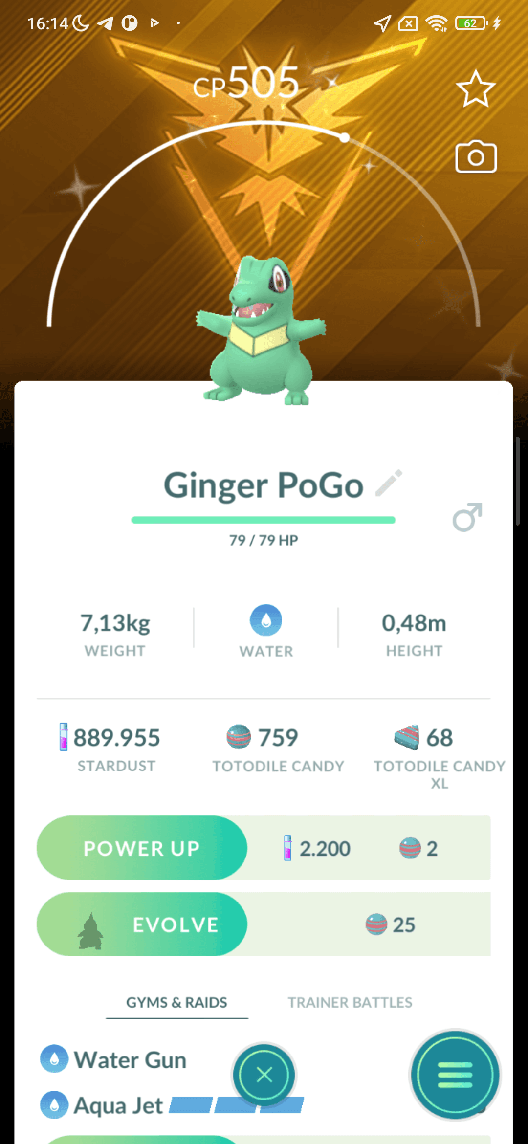 Totodile Shiny — nền Instinct